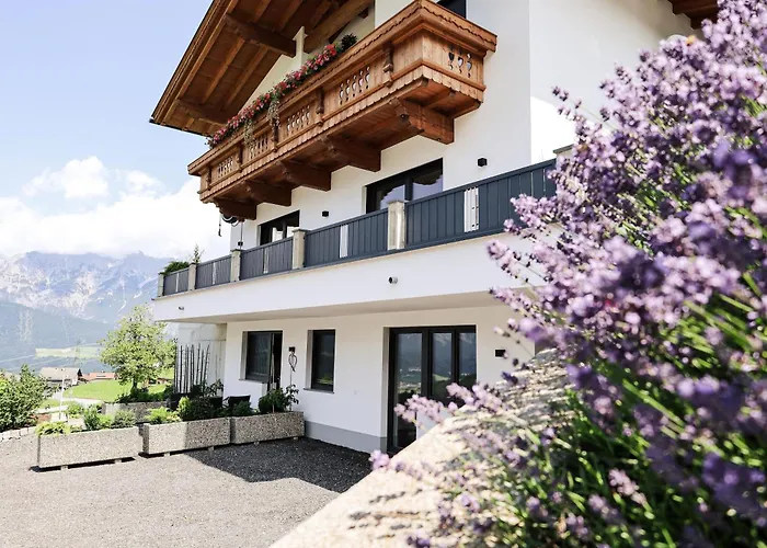 Zirlerhof Bauernhof *