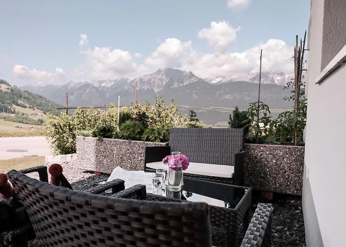 Zirlerhof Bauernhof *